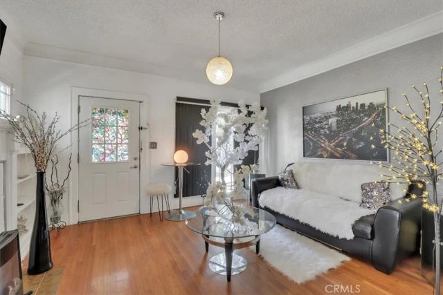 2750 Folsom Street, Los Angeles, CA 90033