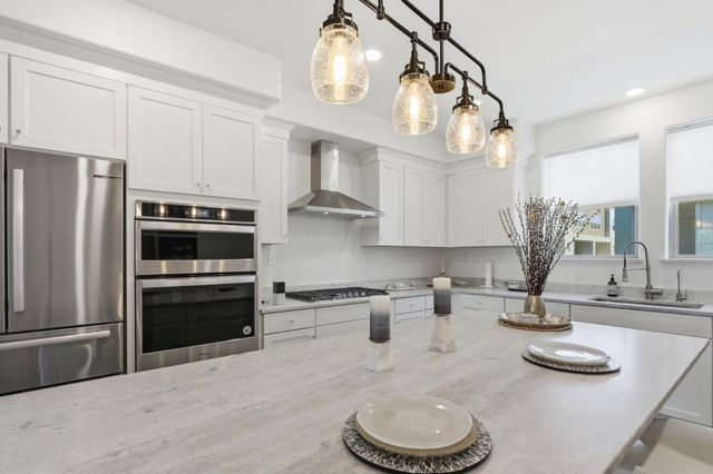 6709 Magnetic Loop, San Jose, CA 95119