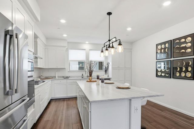 6709 Magnetic Loop, San Jose, CA 95119