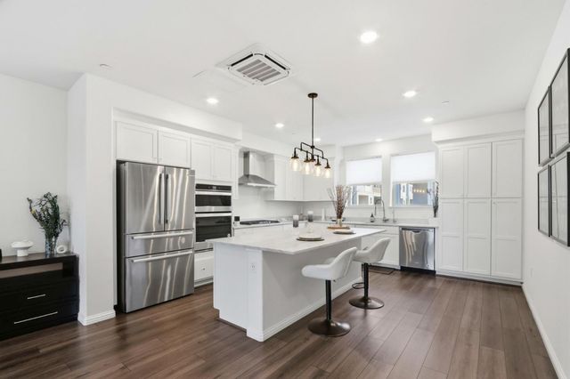 6709 Magnetic Loop, San Jose, CA 95119