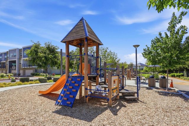 6709 Magnetic Loop, San Jose, CA 95119