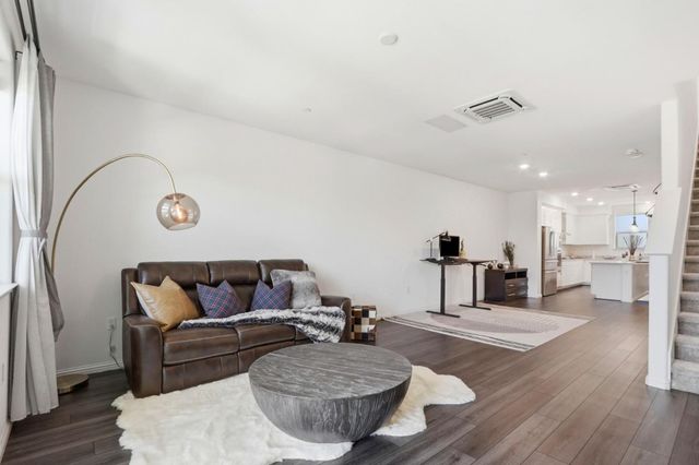 6709 Magnetic Loop, San Jose, CA 95119