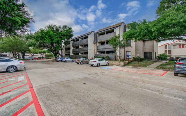 3015 Walnut Bend Lane 24, Houston, TX 77042