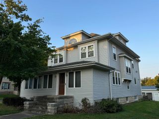 511 3rd Street, Parkersburg, IA 50665