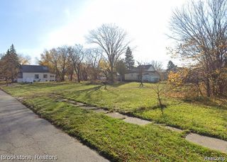 8146 Edgewood Street, Detroit, MI 48213