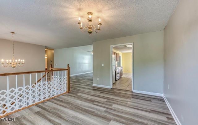 183 Royal Oaks Drive, Jonesborough, TN 37659