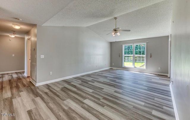 183 Royal Oaks Drive, Jonesborough, TN 37659