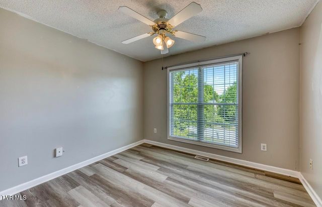 183 Royal Oaks Drive, Jonesborough, TN 37659