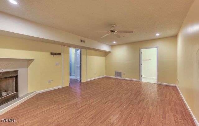 183 Royal Oaks Drive, Jonesborough, TN 37659