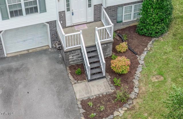 183 Royal Oaks Drive, Jonesborough, TN 37659