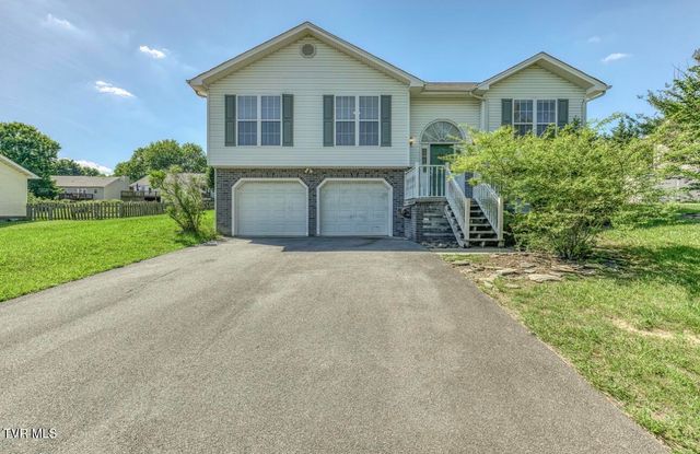 183 Royal Oaks Drive, Jonesborough, TN 37659