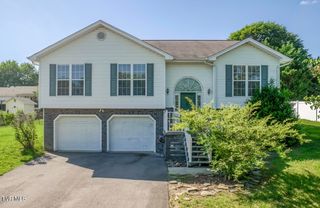 183 Royal Oaks Drive, Jonesborough, TN 37659