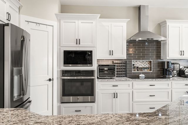 193 Mountain Harbour Drive, Hayesville, NC 28904