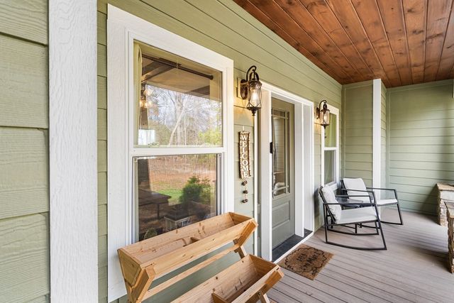 193 Mountain Harbour Drive, Hayesville, NC 28904