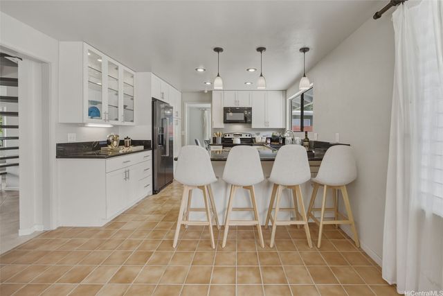 47-544 Melekula Road A, Kaneohe, HI 96744
