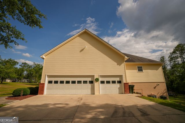1615 James Wilson Drive, Vidalia, GA 30474