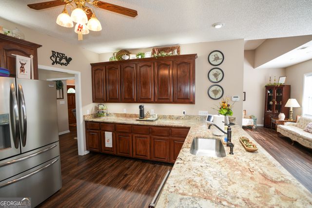 1615 James Wilson Drive, Vidalia, GA 30474