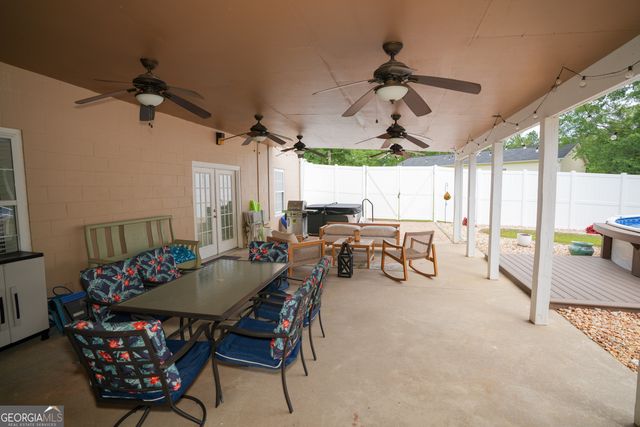 1615 James Wilson Drive, Vidalia, GA 30474
