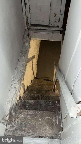 1717 N PULASKI ST, Baltimore, MD 21217