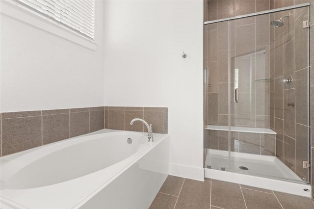 532 Red Cascade Trail, Willis, TX 77318