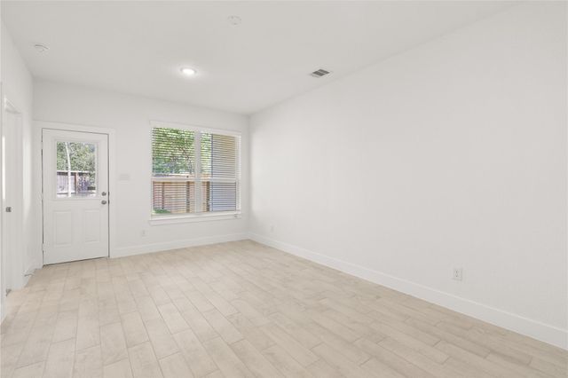 532 Red Cascade Trail, Willis, TX 77318