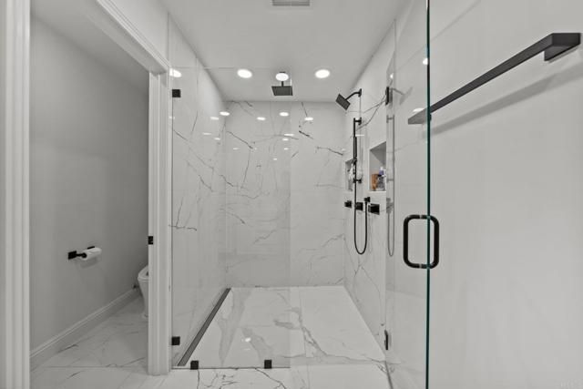 20 Lake Helix Drive, La Mesa, CA 91941