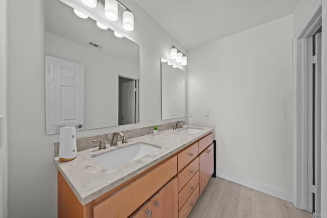 20 Lake Helix Drive, La Mesa, CA 91941