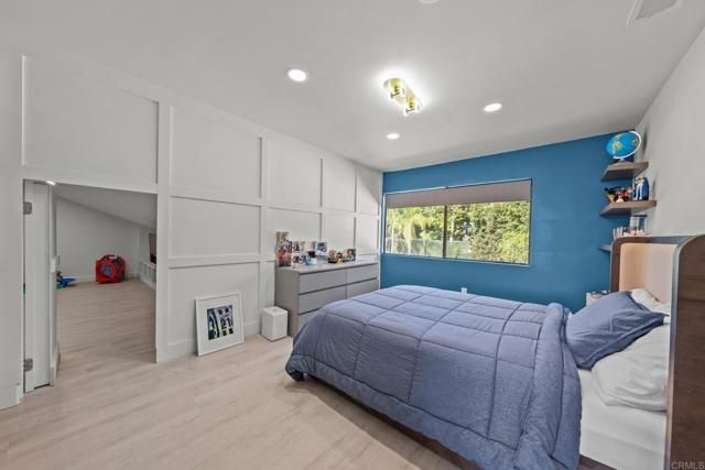 20 Lake Helix Drive, La Mesa, CA 91941