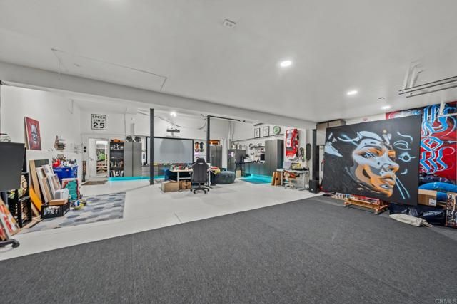 20 Lake Helix Drive, La Mesa, CA 91941