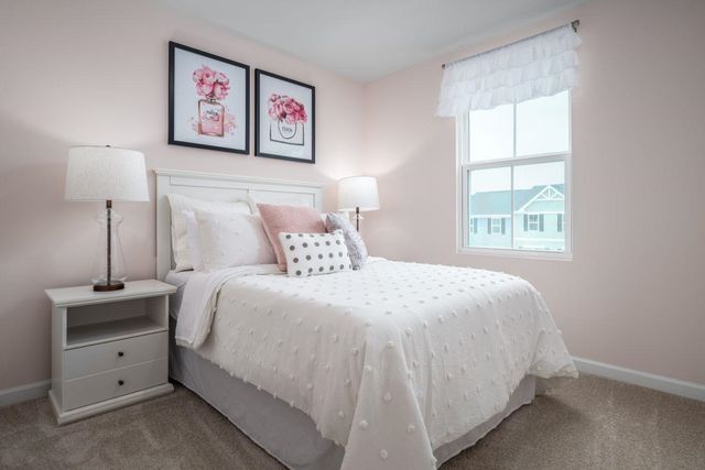 2884 ORCHARD RIDGE LN, Rockingham, VA 22801