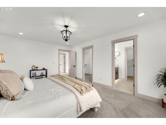 818 Se 35TH St, Battle Ground, WA 98604