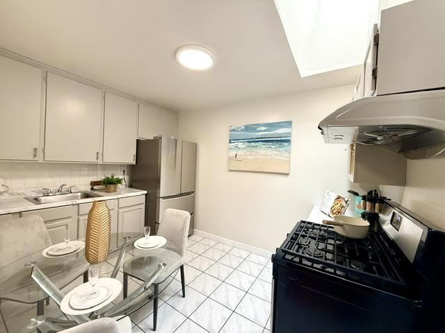 135 Bepler Street, Daly City, CA 94014