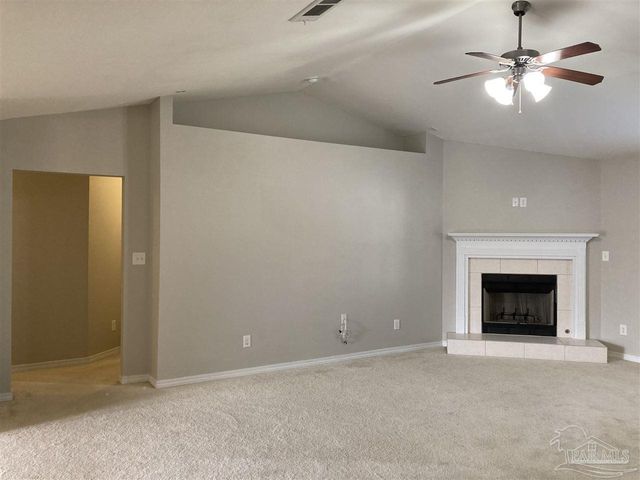 8770 Kennedy Dr, Pensacola, FL 32506