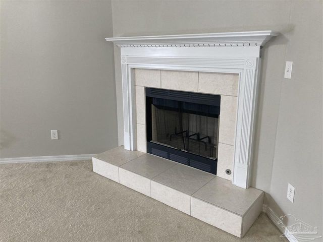 8770 Kennedy Dr, Pensacola, FL 32506