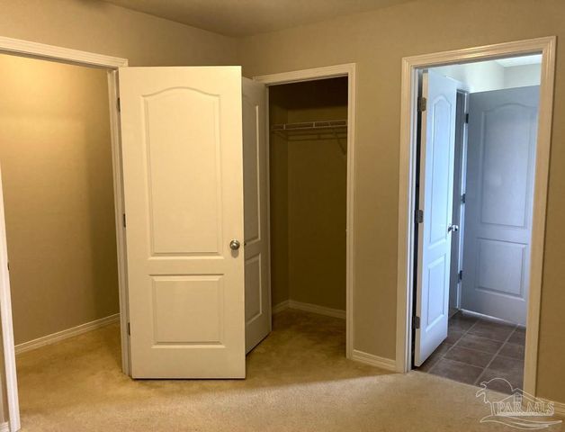 8770 Kennedy Dr, Pensacola, FL 32506