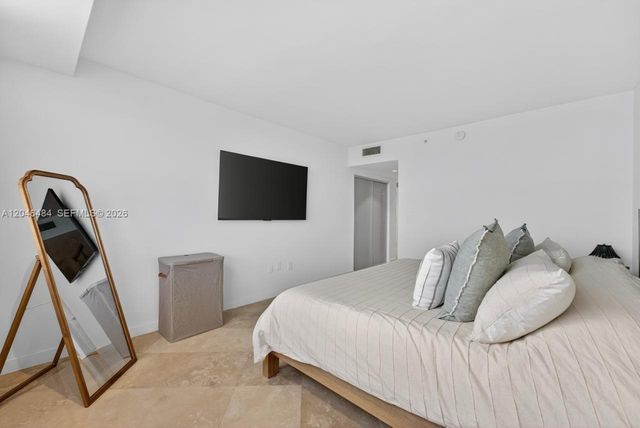 2080 S Ocean Dr 1711, Hallandale Beach, FL 33009