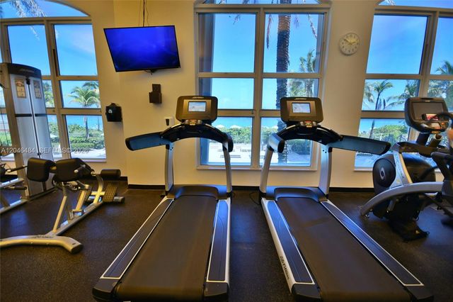 2080 S Ocean Dr 1711, Hallandale Beach, FL 33009