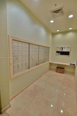 2080 S Ocean Dr 1711, Hallandale Beach, FL 33009