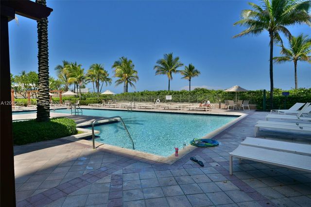 2080 S Ocean Dr 1711, Hallandale Beach, FL 33009