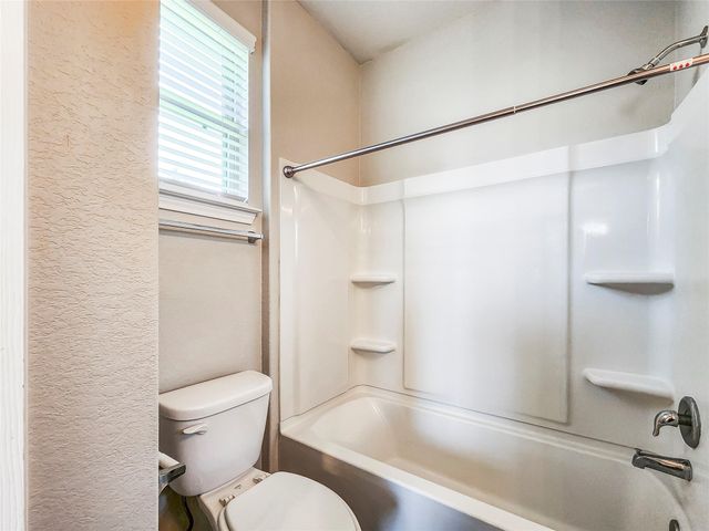 4229 Amber Ruse Drive, Conroe, TX 77304