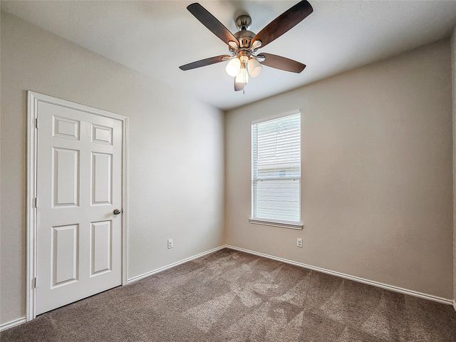4229 Amber Ruse Drive, Conroe, TX 77304