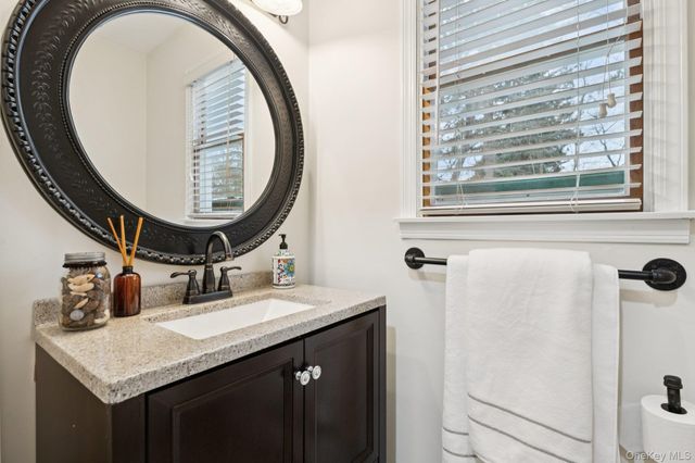 24 Cherry Place, Huntington, NY 11743