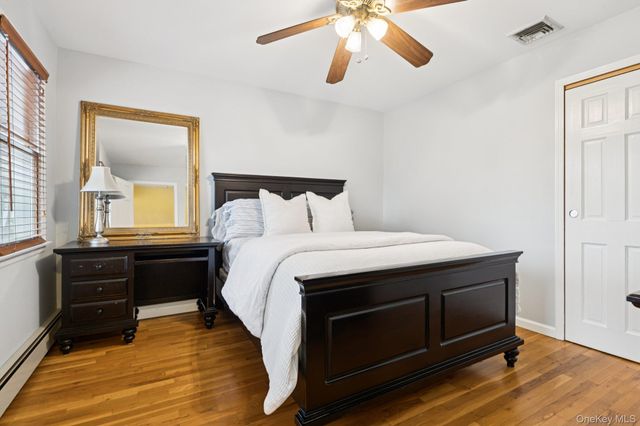 24 Cherry Place, Huntington, NY 11743