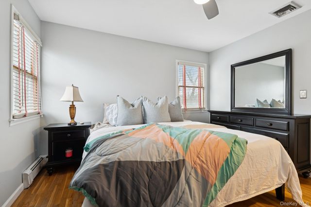 24 Cherry Place, Huntington, NY 11743