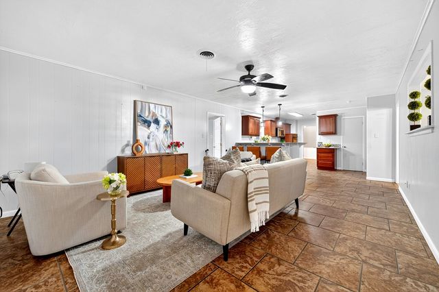 2906 Aurora Lane, Midland, TX 79707