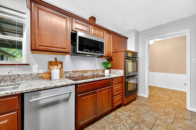 2906 Aurora Lane, Midland, TX 79707