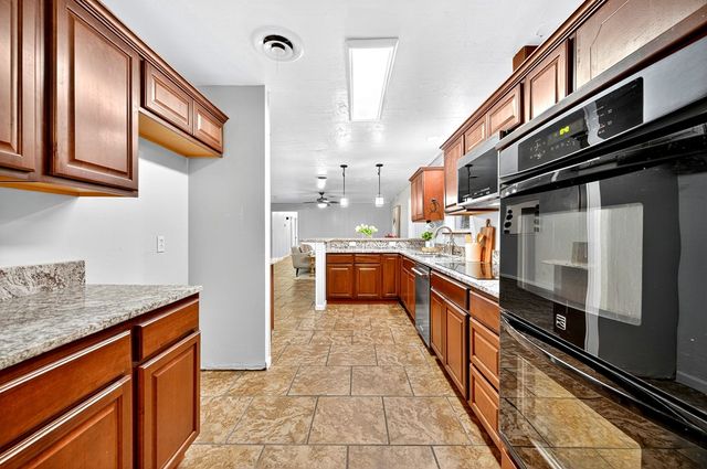 2906 Aurora Lane, Midland, TX 79707