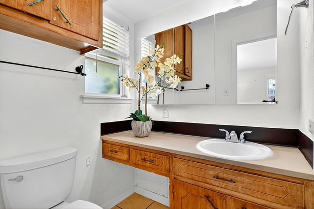 2906 Aurora Lane, Midland, TX 79707