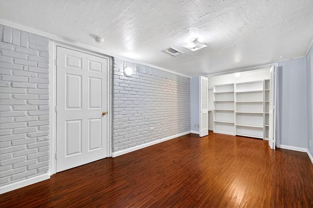 2906 Aurora Lane, Midland, TX 79707