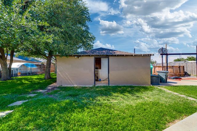 2906 Aurora Lane, Midland, TX 79707